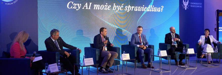 Panel „Czy AI może być sprawiedliwa?” podczas XXXIII Forum Ekonomicznego w Karpaczu. Fot. Mirosław Kaźmierczak/UW