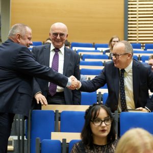 Promocja książki o rządzie Tadeusza Mazowieckiego wydanej przez WUW. Fot. Mirosław Kaźmierczak/UW