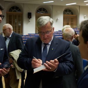 Promocja książki o rządzie Tadeusza Mazowieckiego wydanej przez WUW. Fot. Mirosław Kaźmierczak/UW