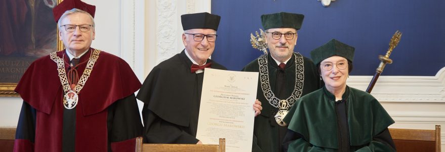 Odnowienie doktoratu prof. Jerzego Makowskiego. Fot. Mirosław Kaźmierczak/UW